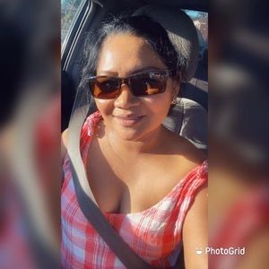 Meet your Posher, Alba